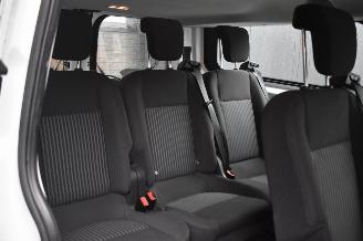 Ford Transit Custom 300 2.2 TDCI 125Pk L2H1 9 Personen *Airco/Navi picture 9