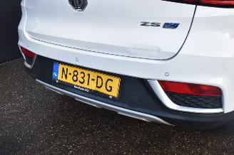 MG ZS EV 45kwh Luxury 143Pk *Navi/Clima/Camera/Leder/Panorama/Stoelverwarming picture 19
