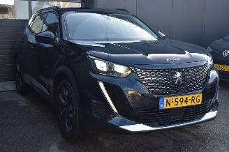 Peugeot 2008 1.2 Puretech Allure 131Pk *Navi/Clima picture 2