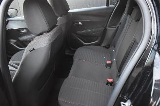 Peugeot 208 1.2 Puretech Allure Pack 101Pk *Navi/Clima/Camera picture 6