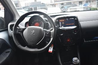 Peugeot 108 1.0 e-VTI Allure 72Pk *Clima/Camera picture 7