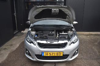 Peugeot 108 1.0 e-VTI Allure 72Pk *Clima/Camera picture 17