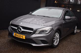 Voiture accidenté Mercedes Cla-klasse 200 D Ambition 136Pk *Navi/Clima 2016/2