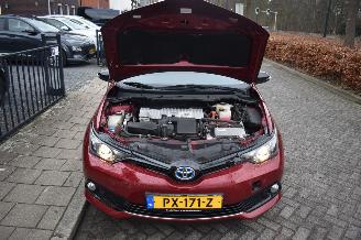 Toyota Auris Touring Sports 1.8 Hybrid Black Edition 99Pk *Navi/Clima/Camera picture 15