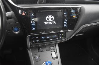 Toyota Auris Touring Sports 1.8 Hybrid Black Edition 99Pk *Navi/Clima/Camera picture 11