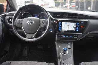 Toyota Auris Touring Sports 1.8 Hybrid Black Edition 99Pk *Navi/Clima/Camera picture 7