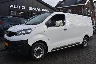 krockskadad bil bedrijf Opel Vivaro 2.0 Cdti L3H1 122Pk *Airco 2020/12