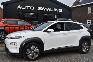 skadebil auto Hyundai Kona 64Kwh Fashion 3FASE 204Pk *Navi/Clima/Camera 2020/9