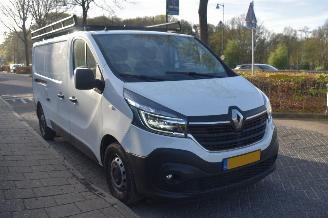 Renault Trafic 2.0 Dci 120Pk T29 L2H1 Comfort *Airco/Camera picture 2