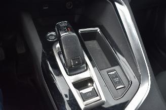 Peugeot 3008 1.2 Puretech Active Pack 131Pk *Navi/Clima/Camera picture 10