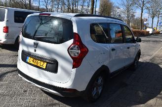 Dacia Lodgy 1.3 Tce Stepway 7 persoons 131Pk *Airco/Navi picture 3