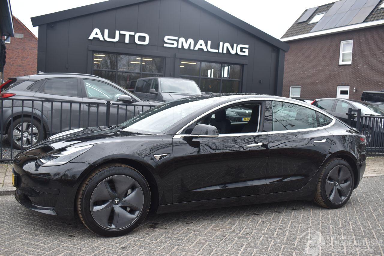 Tesla Model 3 60Kwh Standaard Range Plus 238Pk *Navi/Clima/Leder/Panorama/Camera