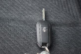 Peugeot 208 1.2 Hybrid 101Pk e-DCS6 Style *Navi/Clima picture 20