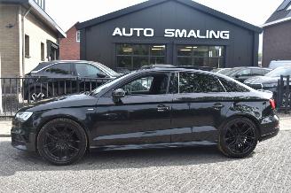 skadebil auto Audi A3 2.0 Tdi Limousine Sport S line Edition 150Pk *Navi/Clima/Schuifdak/Xenon 2017/11
