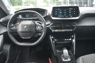 Peugeot e-2008 50Kwh Allure Pack 90% SOH 3FASE *Navi/Clima/Camera picture 8
