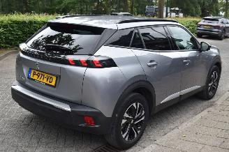 Peugeot e-2008 50Kwh Allure Pack 90% SOH 3FASE *Navi/Clima/Camera picture 3