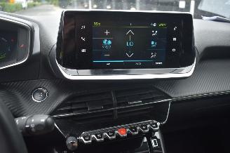 Peugeot e-2008 50Kwh Allure Pack 90% SOH 3FASE *Navi/Clima/Camera picture 10