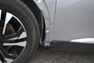 Peugeot e-2008 50Kwh Allure Pack 90% SOH 3FASE *Navi/Clima/Camera picture 17