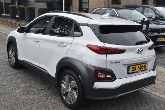 Hyundai Kona 64Kwh Premium  204Pk 97%SOH *Navi/Clima/Camera/Leder/Stoelverwarming picture 4