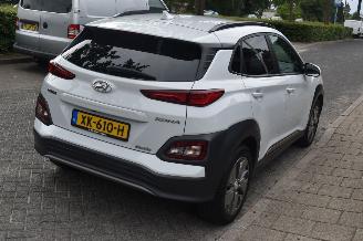 Hyundai Kona 64Kwh Premium  204Pk 97%SOH *Navi/Clima/Camera/Leder/Stoelverwarming picture 3