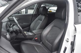 Hyundai Kona 64Kwh Premium  204Pk 97%SOH *Navi/Clima/Camera/Leder/Stoelverwarming picture 5