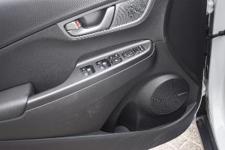 Hyundai Kona 64Kwh Premium  204Pk 97%SOH *Navi/Clima/Camera/Leder/Stoelverwarming picture 10