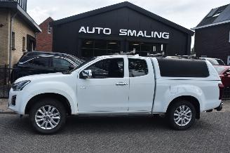 Auto incidentate Isuzu D-Max 1.9D Extended 4WD Cab LS 163Pk *Clima/Camera 2019/8