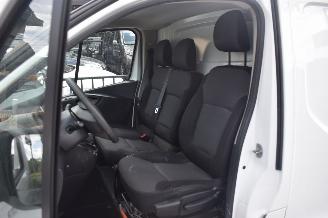 Renault Trafic 2.0 Dci T29 L2H1 120Pk Work Edition picture 5