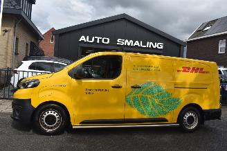 krockskadad bil bedrijf Toyota Proace 75Kwh Worker Extra Range Long Soh 90% *Navi/clima/Camera/Stoelverwarming 2021/10