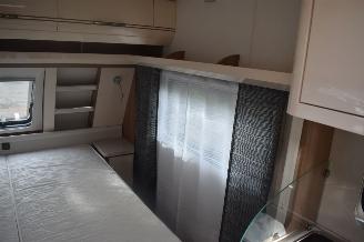 Hobby  540 UFF Excellent Queens bed picture 12