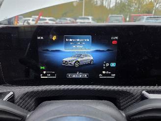 Mercedes A-klasse 250e PHE-V picture 21