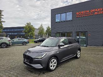 skadebil auto Suzuki Swift Hybr / CAMERA / NAVI / ECC/ 8800.KM 2024/6