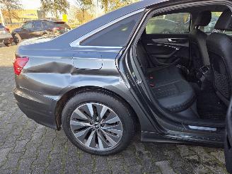 Audi A6 2.0 TDi Hybr Limou / S-Line / 52.dkm picture 6
