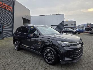 Volkswagen Tiguan IQ / AUTOMAAT / LEER / PANODAK / 18 DKM picture 8