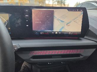 BMW 1-serie M-SPORT /AUTOM / PANO / HEAD UPP picture 16