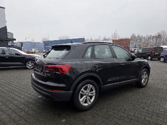 uszkodzony samochody osobowe Audi Q3 110kw TFSi / 67dkm 2019/11