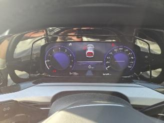 Volkswagen T-Roc 1.5 TSi AUTOM /NAVI / STOELVERW picture 18