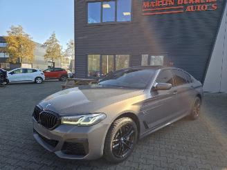 Schadeauto BMW 5-serie 530e M-SPORT/ PANO/ HARM KARDON / HEAD UPP 2022/5