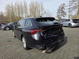 Skoda Octavia 1.5 TSi 110kw / CAMERA / NAVI picture 6