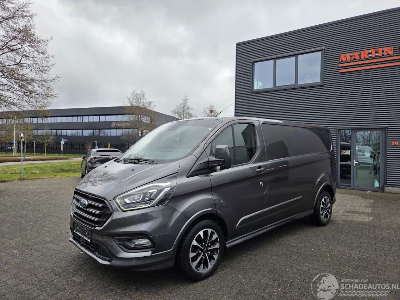 Ford Transit Custom 136 KW / AUTOMAAT