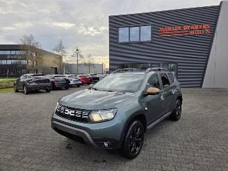 uszkodzony samochody osobowe Dacia Duster EXTREME  ALL-RAD 110KW / 24 DKM 2024/3