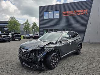 Voiture accidenté Hyundai Tucson 100kw HYBR-DIESEL / LEER / PANO / AUTOM / 49 DKM 2021/2