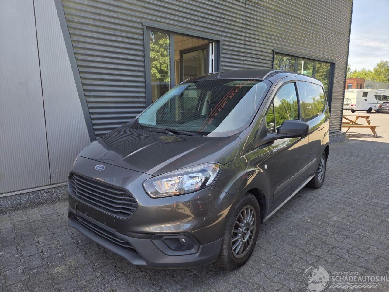 Ford Transit Courier Van 74kw / 13255 km !!