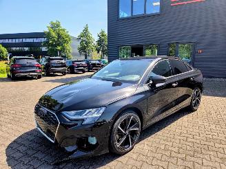 krockskadad bil auto Audi A3 1.5 TSi 110kw Autom / LEER / NAVI / CAMERA / ZWARTE HEMEL 2023/12