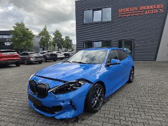 uszkodzony samochody osobowe BMW 1-serie 118i  M-SPORTPAKKET / PANO / SPORTSTOELEN 2021/4
