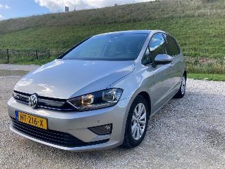 Voiture accidenté Volkswagen Golf Sportsvan 1.0 TSi Comfortline 2016/1
