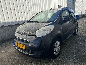 Damaged car Peugeot 107 1.0-12v Sublime/automaat/airco 2009/9