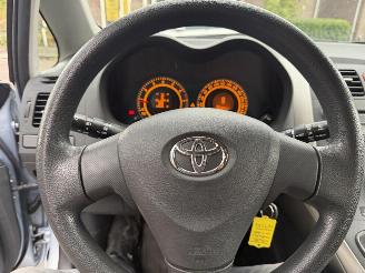Toyota Auris Dealer onderhouden 1.6-16V Terra picture 12
