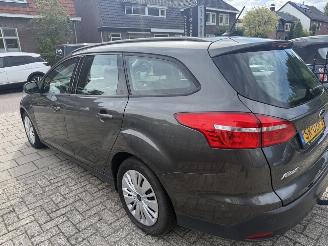 Ford Focus Wagon 1.0 Lease Edition picture 6