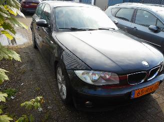 Vrakbiler auto BMW 1-serie 118d 2005/4